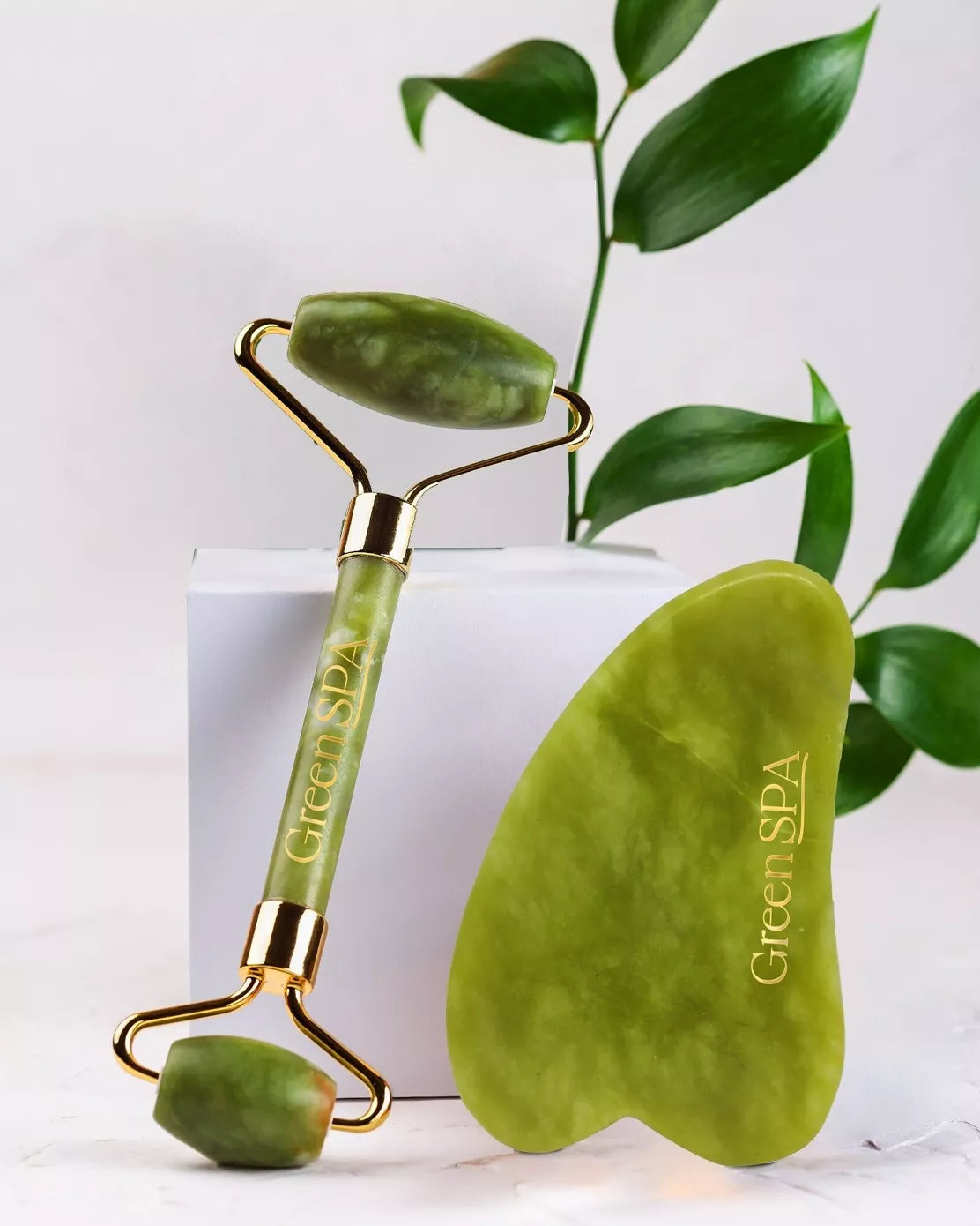 Pierre Gua Sha et Rouleau de Jade